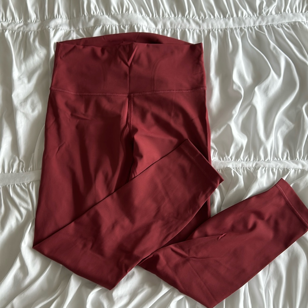 Lulu Lemon Wunder Under Leggings